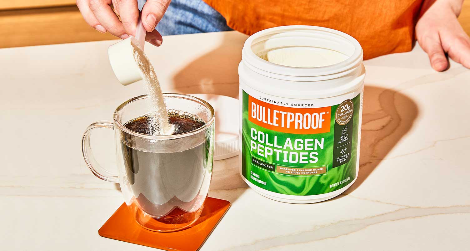 adding collagen peptides to coffee